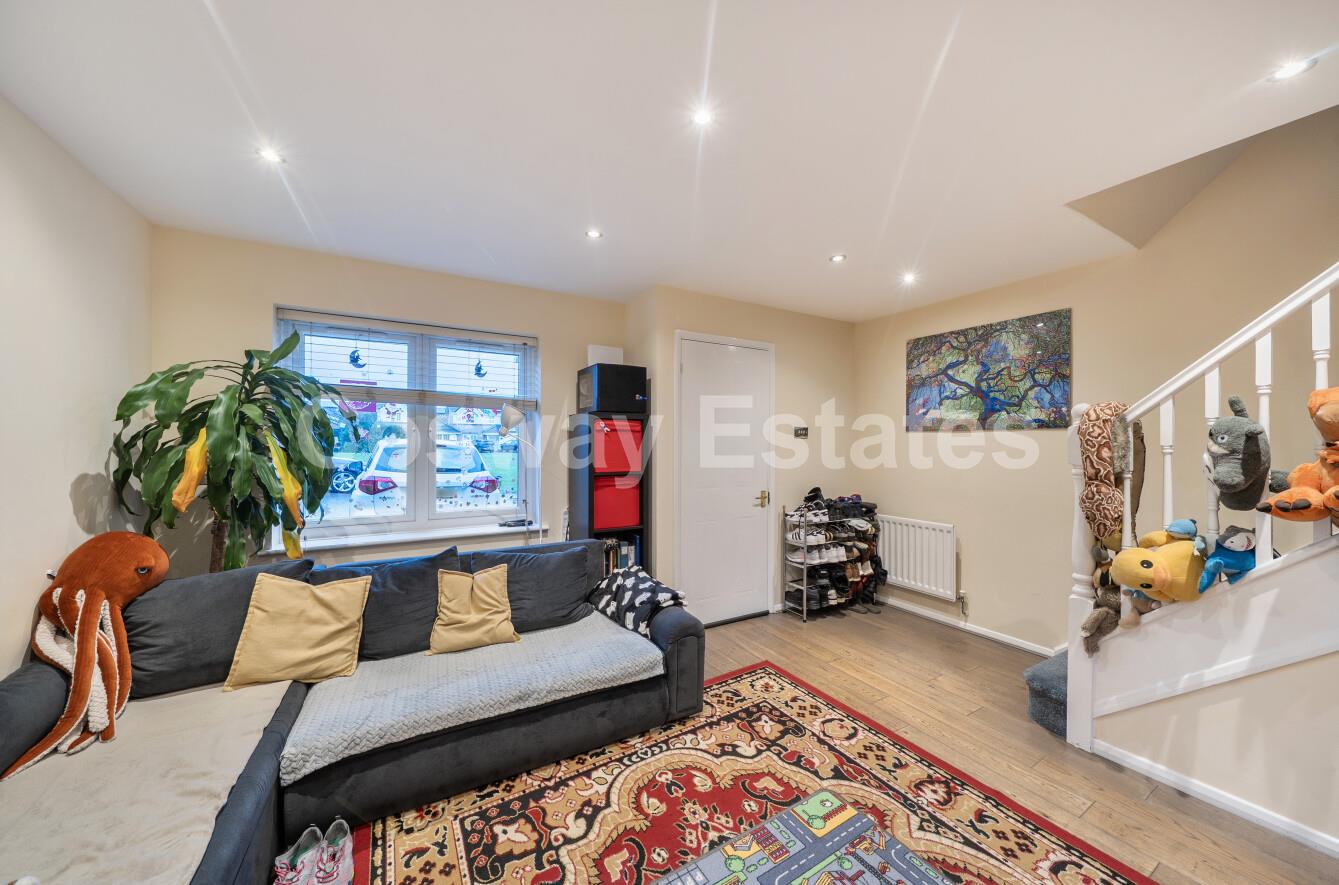 Aylesham Close, Mill Hill